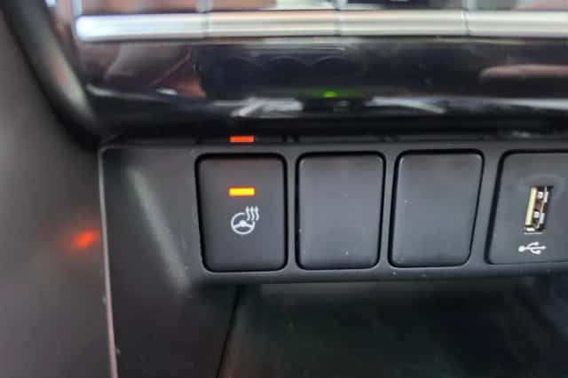 Mitsubishi Eclipse Cross (2024) thumbnail 4