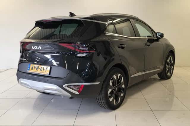 Kia Sportage (2023) thumbnail 3