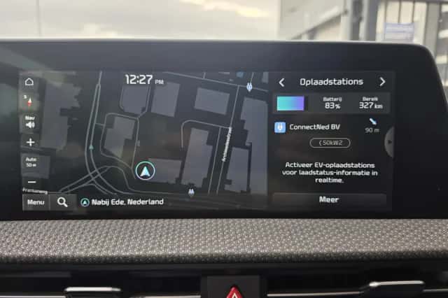 Kia EV6 (2022) thumbnail 2