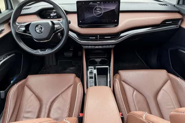 Škoda Enyaq (2021) thumbnail 3