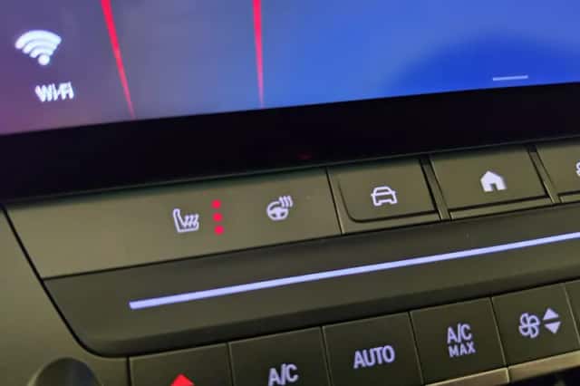 Opel Astra (2024) thumbnail 3