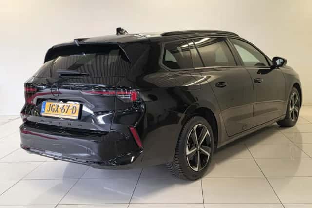 Opel Astra (2024) thumbnail 5
