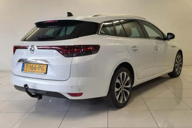 Renault Mégane (2023) thumbnail 2