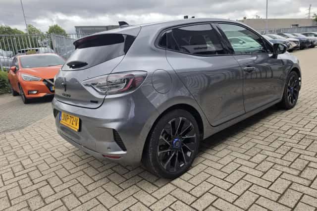 Renault Clio (2025) thumbnail 5