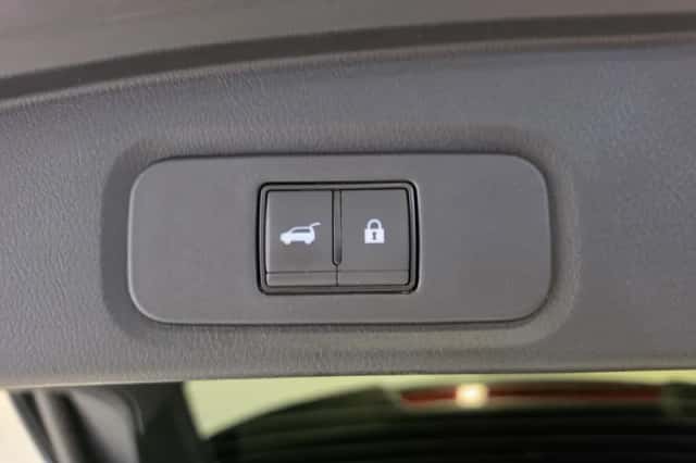 Nissan Qashqai (2023) thumbnail 4