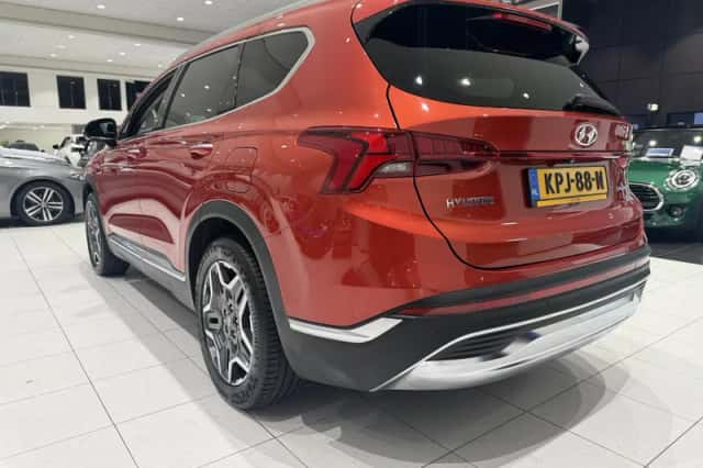 Hyundai Santa Fe (2021) thumbnail 6