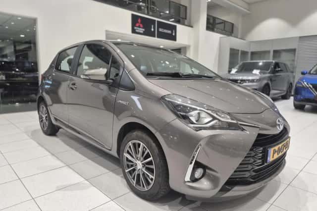 Toyota Yaris (2018) thumbnail 5
