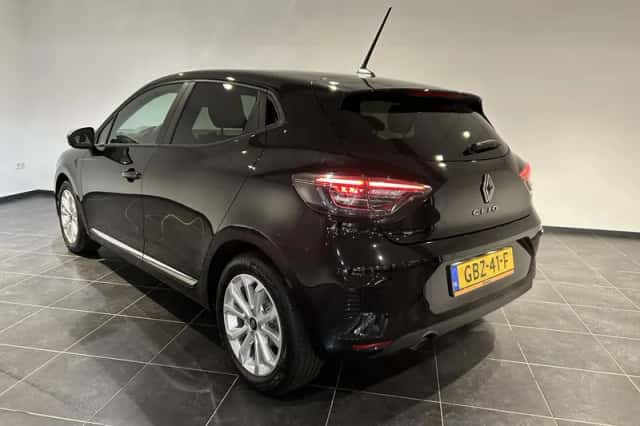 Renault Clio (2024) thumbnail 6