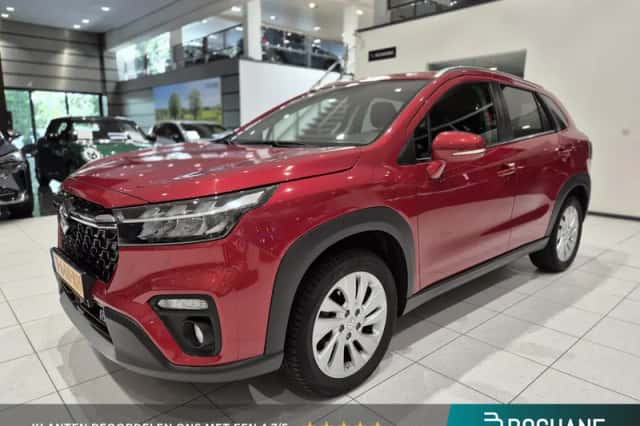 Suzuki S-Cross (2023) thumbnail 1