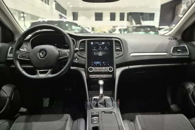 Renault Mégane (2023) thumbnail 3