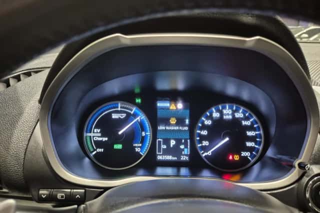 Mitsubishi Eclipse Cross (2022) thumbnail 4