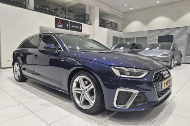 Audi A4 (2020) thumbnail 4