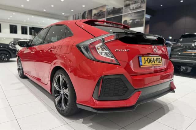 Honda Civic (2017) thumbnail 6