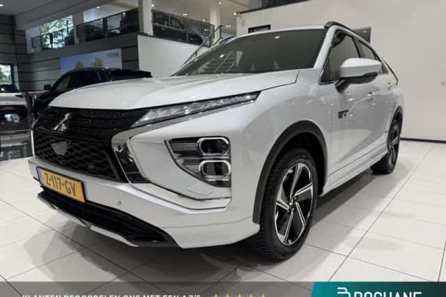 Mitsubishi Eclipse Cross (2022) thumbnail 1