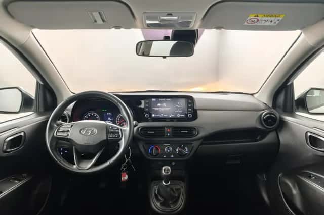 Hyundai i10 (2023) thumbnail 3