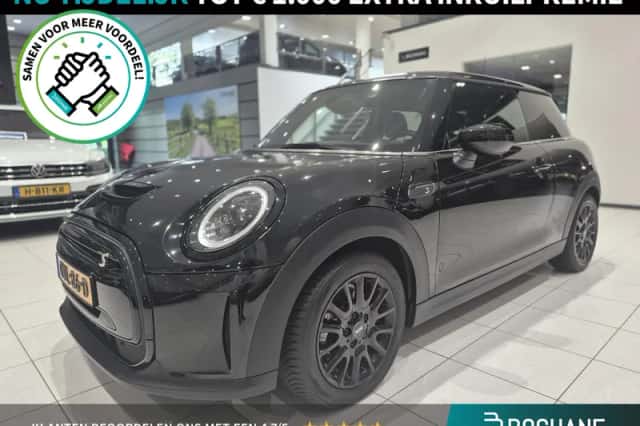MINI Mini Electric (2022) thumbnail 1