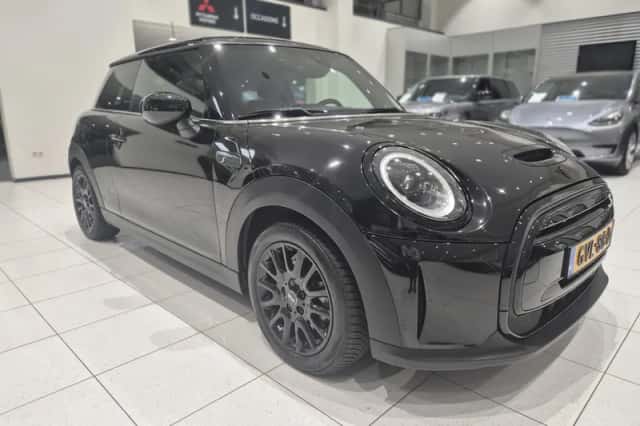 MINI Mini Electric (2022) thumbnail 6