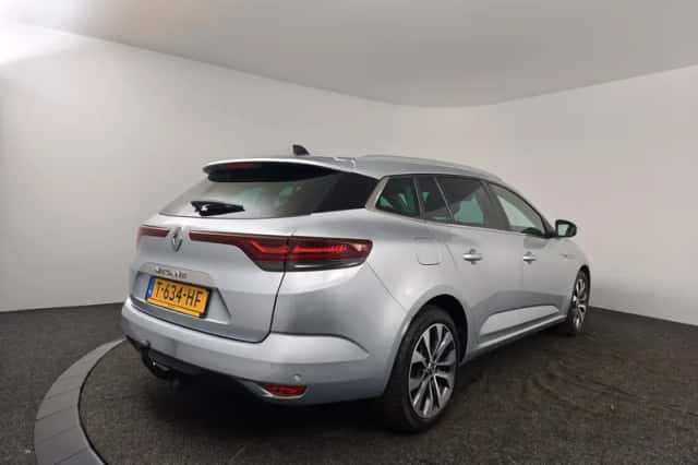Renault Mégane (2023) thumbnail 2