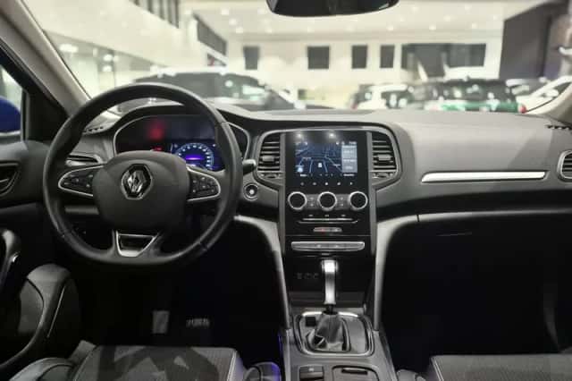 Renault Mégane (2022) thumbnail 3