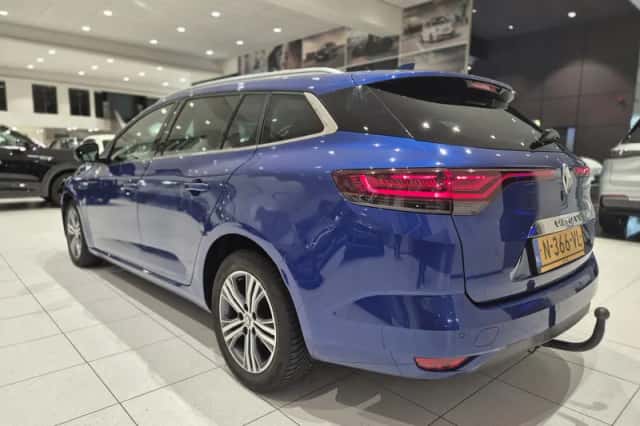 Renault Mégane (2022) thumbnail 6