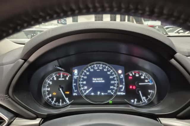 Mazda CX-5 (2022) thumbnail 4