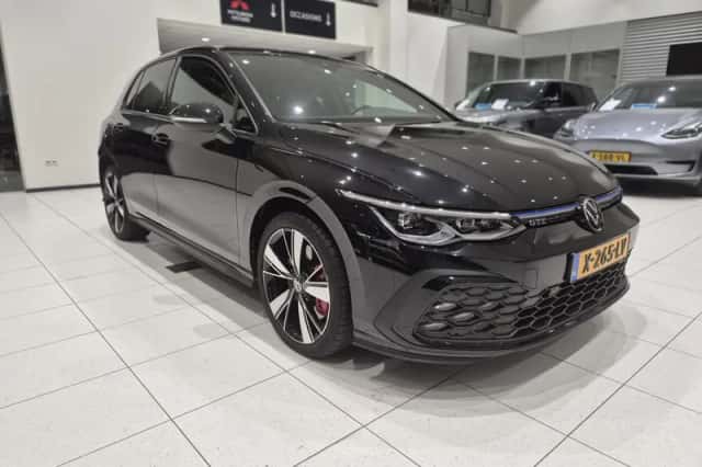 Volkswagen Golf (2021) thumbnail 5