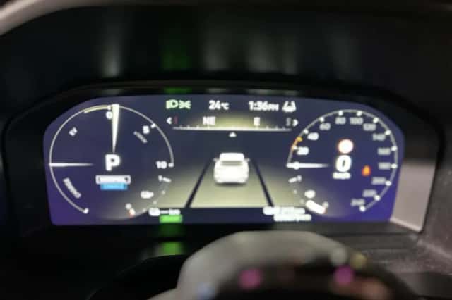 Mitsubishi Outlander (2025) thumbnail 4