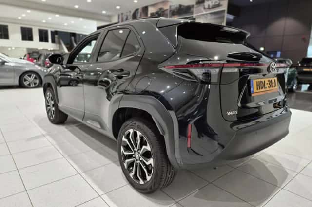 Toyota Yaris Cross (2024) thumbnail 5