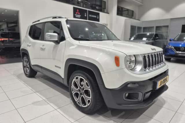 Jeep Renegade (2016) thumbnail 5