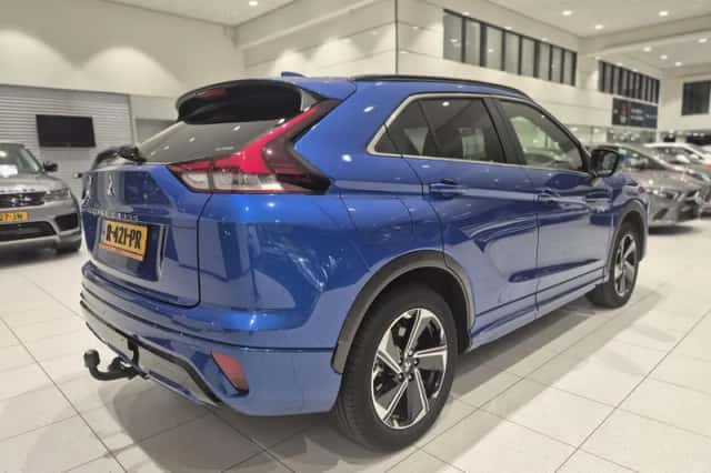 Mitsubishi Eclipse Cross (2022) thumbnail 2