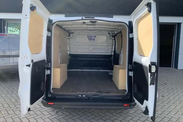 Renault Trafic (2024) thumbnail 6