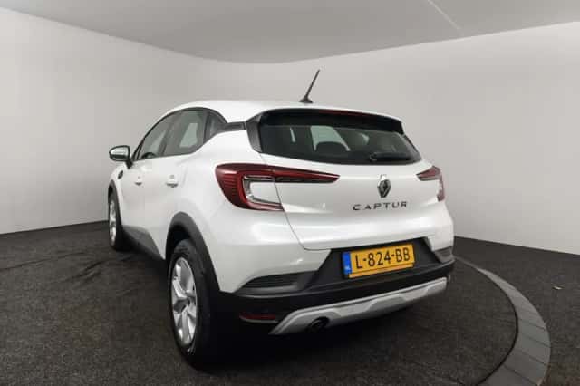 Renault Captur (2021) thumbnail 5