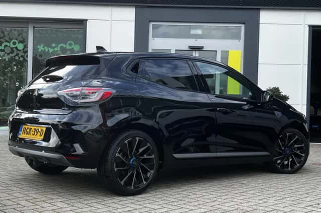 Renault Clio (2025) thumbnail 2