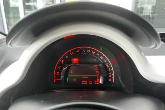 Renault Twingo (2016) thumbnail 4