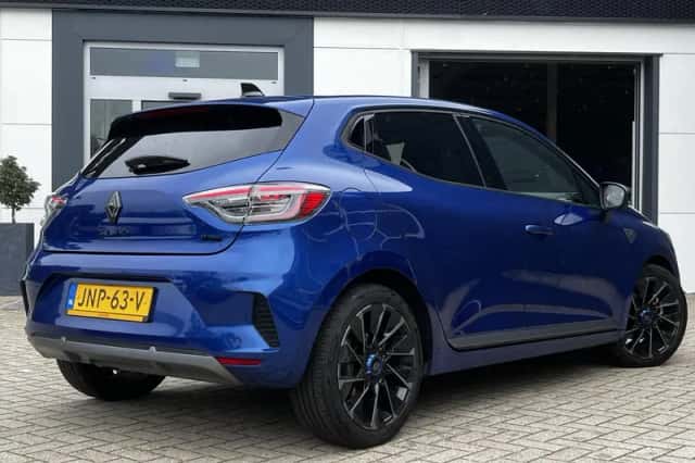Renault Clio (2025) thumbnail 2