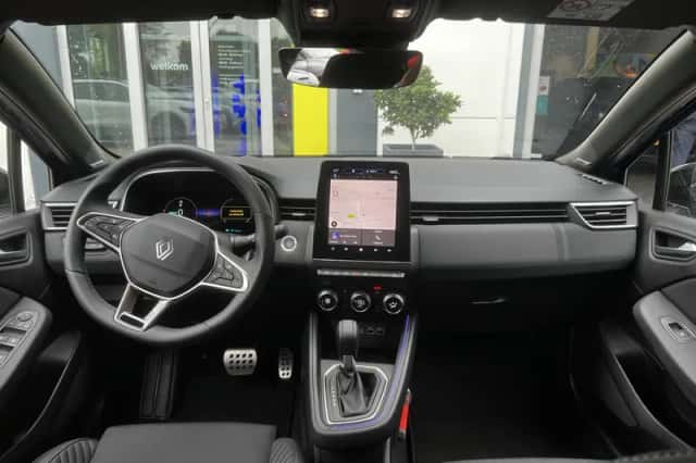 Renault Clio (2025) thumbnail 3