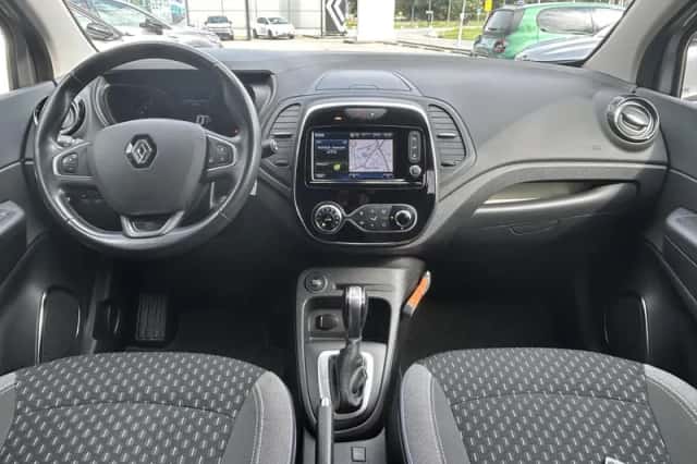 Renault Captur (2019) thumbnail 3