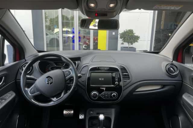 Renault Captur (2019) thumbnail 3