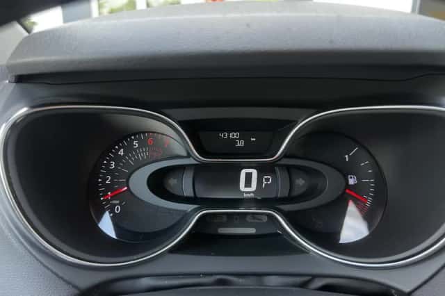 Renault Captur (2019) thumbnail 4