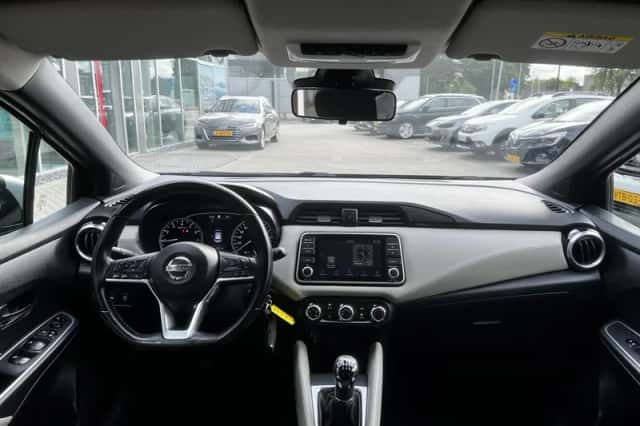 Nissan Micra (2021) thumbnail 3