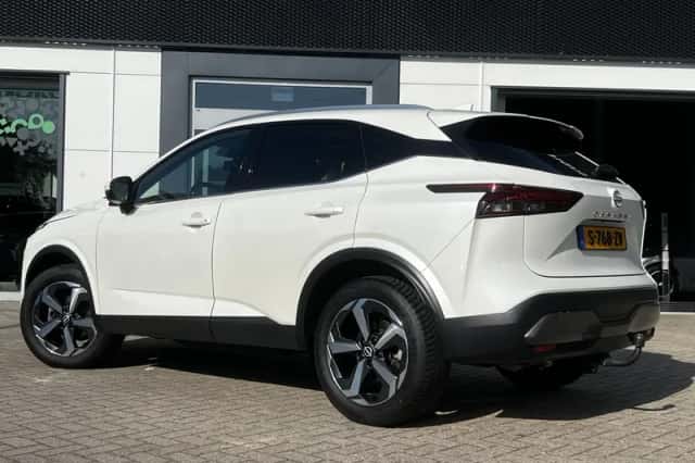 Nissan Qashqai (2023) thumbnail 6