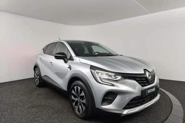 Renault Captur (2023) thumbnail 5