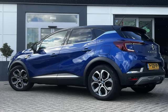 Renault Captur (2021) thumbnail 6