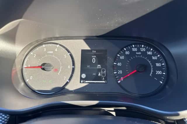 Dacia Sandero (2025) thumbnail 4