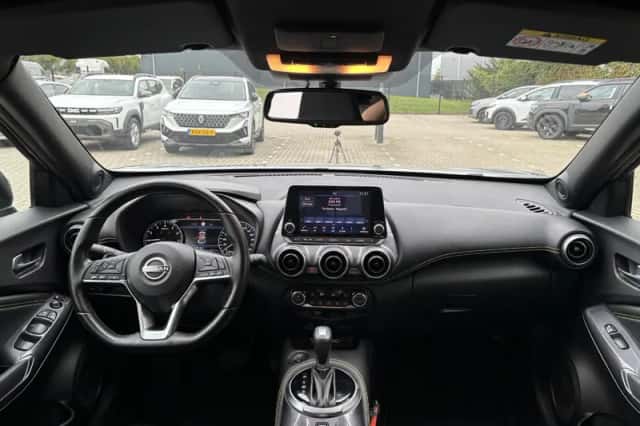 Nissan Juke (2022) thumbnail 3
