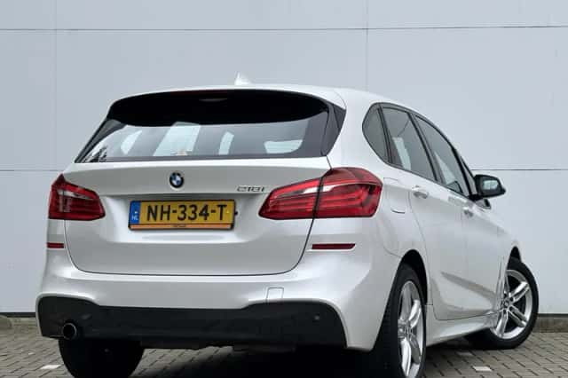 BMW 2-Serie Active Tourer (2017) thumbnail 2