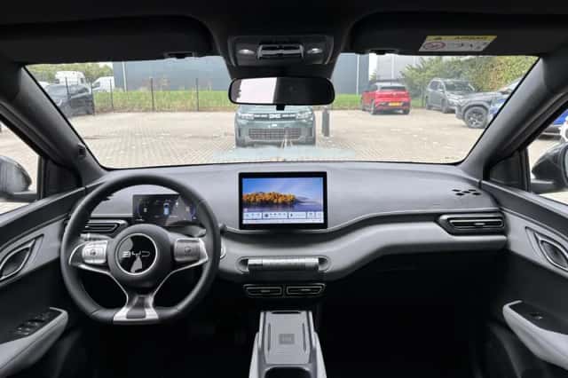 BYD Dolphin (2026) thumbnail 3