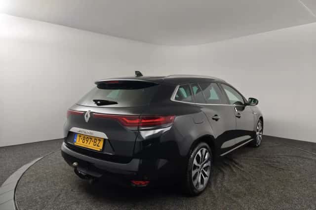 Renault Mégane (2023) thumbnail 2