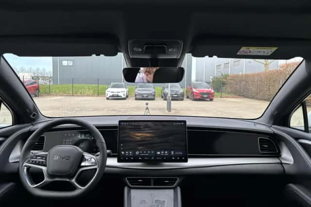 BYD SEALION (2026) thumbnail 3