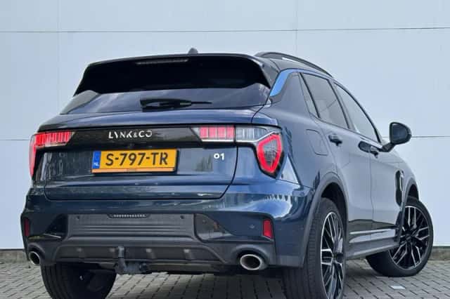 Lynk & Co 01 (2023) thumbnail 2